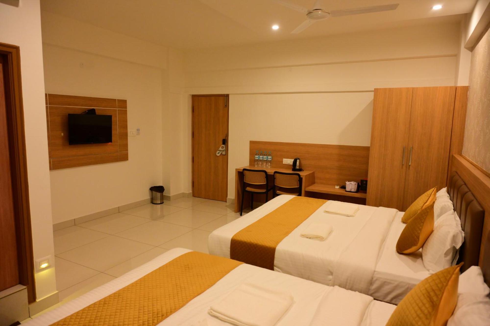 Bimba Hotels Mysore Exteriör bild