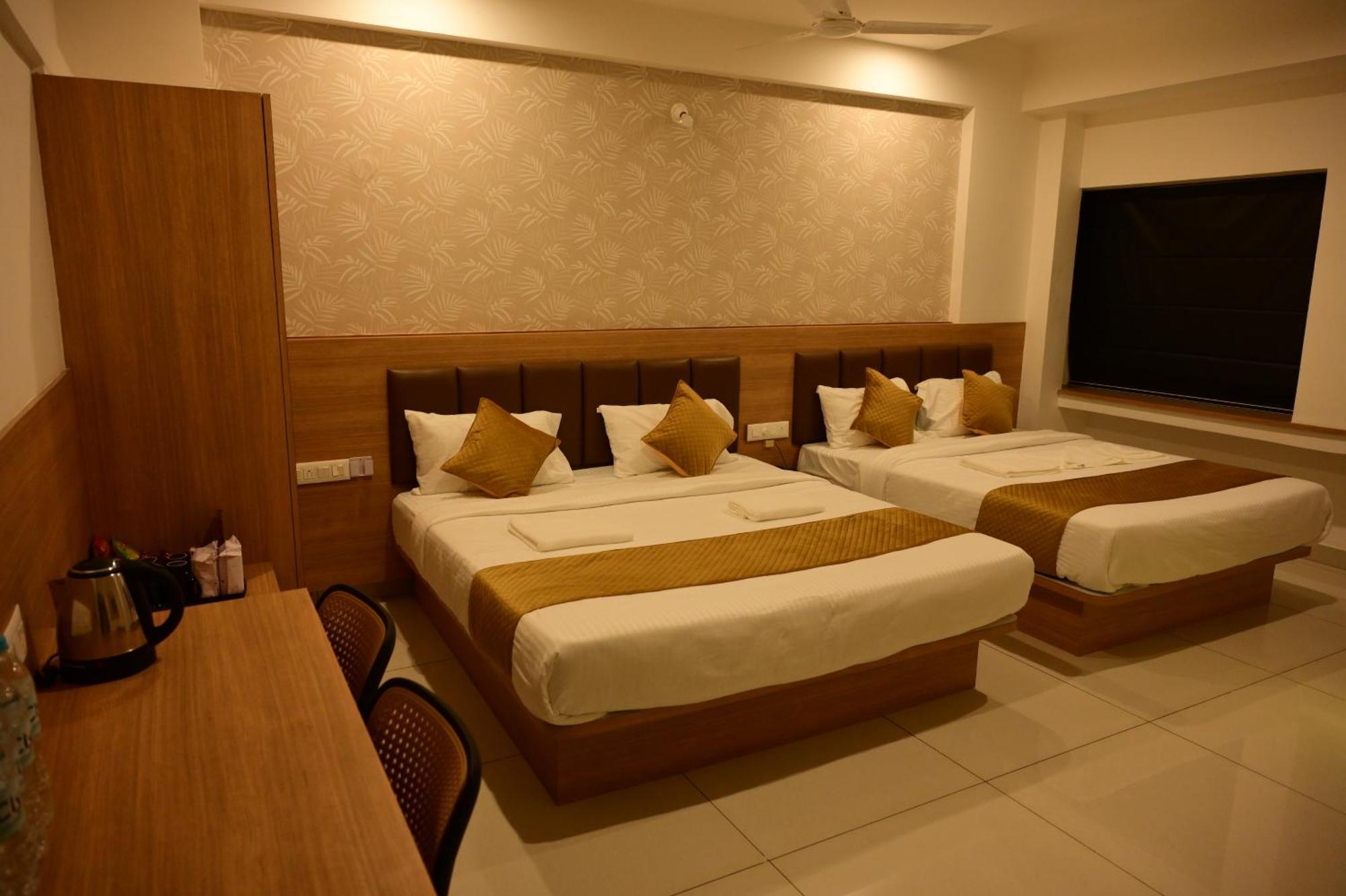 Bimba Hotels Mysore Exteriör bild