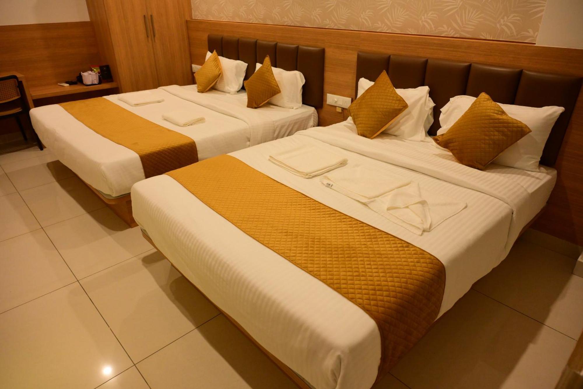Bimba Hotels Mysore Exteriör bild